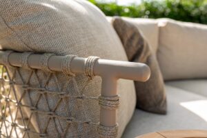 Sardinia chaise lounge living bench detail _08